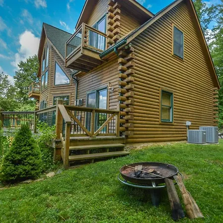 Cozy Bear Chalet-3